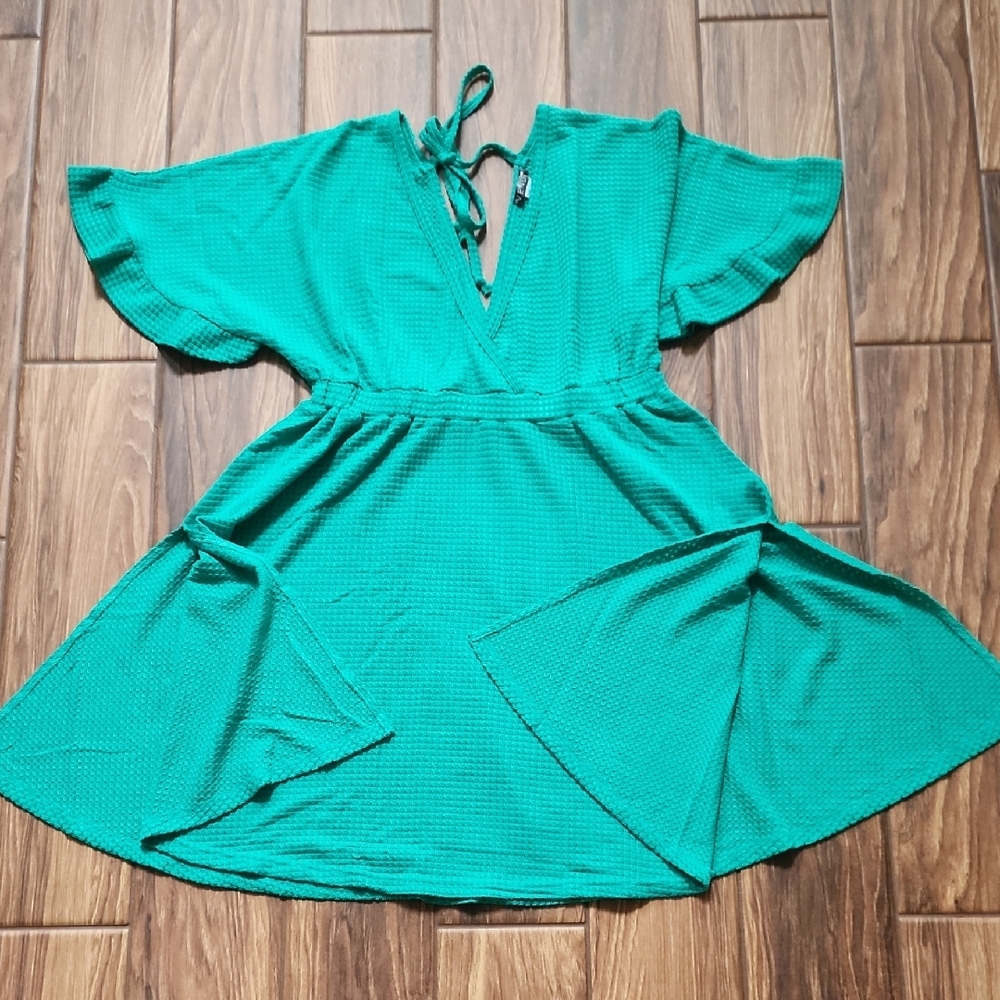 VENUS Green Flutter Sleeve Sundress Plunge Neckline